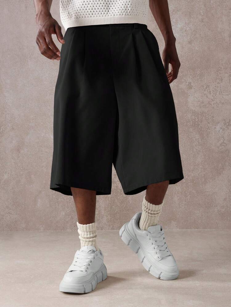 Pleated Wide Leg Loose Fitting Shorts