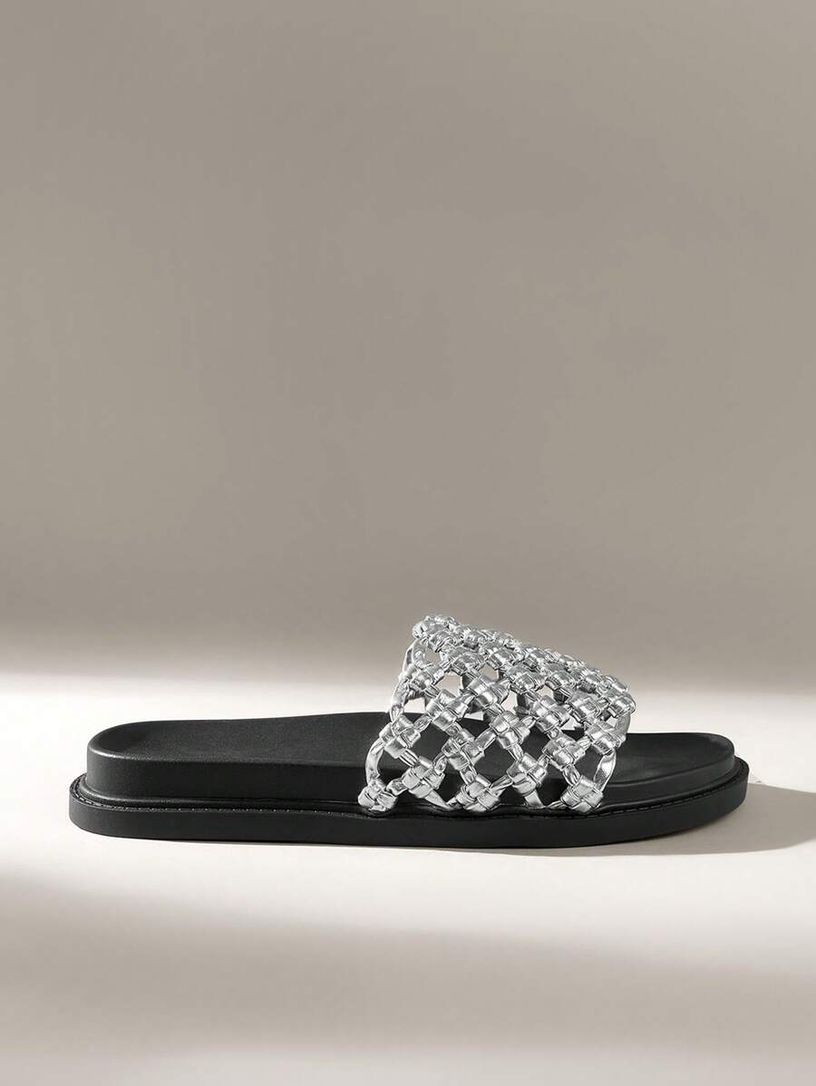 Solecia 女士镂空设计平底时尚凉鞋，适合日常穿着 - 銀色 - 查看 1