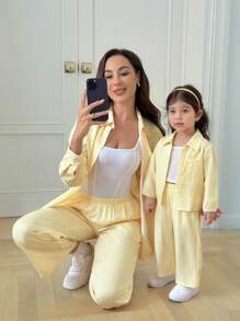 SHEIN 2 件女婴/妈妈黄色条纹长袖衬衫和裤子休闲套装（2 套单独出售） - 黃色 - 查看 3
