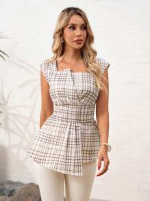 SHEIN Clasi Áo sơ mi nữ kẻ caro eo nhún cổ vuông tay ngắn kiểu dáng thời trang dành cho nữ công sở, giáo viên, nhân viên văn phòng, phụ nữ đi làm, phong cách công sở thường ngày, thanh lịch. - Màu be - Xem 3