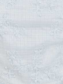 Nöista Ensemble de deux pièces doux à la lavande, comportant un crop top sans manches avec des bretelles ajustables et une jupe midi taille haute. Fabriqué dans un tissu délicat brodé avec une texture florale subtile. Élégant, féminin, chic, respirant, léger, stylé, d'été, sophistiqué, confortable, gracieux, polyvalent, romantique, frais, moderne. - Bleu azur - Voir 3