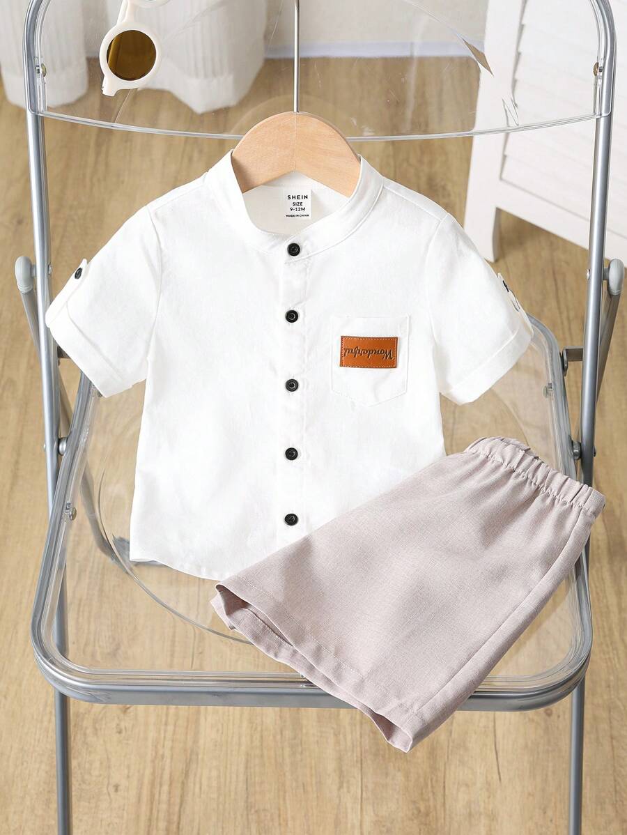 SHEIN 2 件套男婴夏季可爱休闲黄色短袖翻领衬衫和白色裤子/短裤套装,适合生日派对、晚会、表演、婚礼、满月仪式、洗礼和 1 岁生日庆祝活动、迎婴派对、婚礼嘉宾、花童、戒指男孩、花童 - 彩色 - 查看 1
