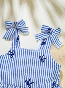 SHEIN 2 件套婴儿/幼儿女孩休闲日常可爱条纹蝴蝶结装饰吊带背心上衣 + 短裤套装，春夏季 - 藍色 - 查看 3