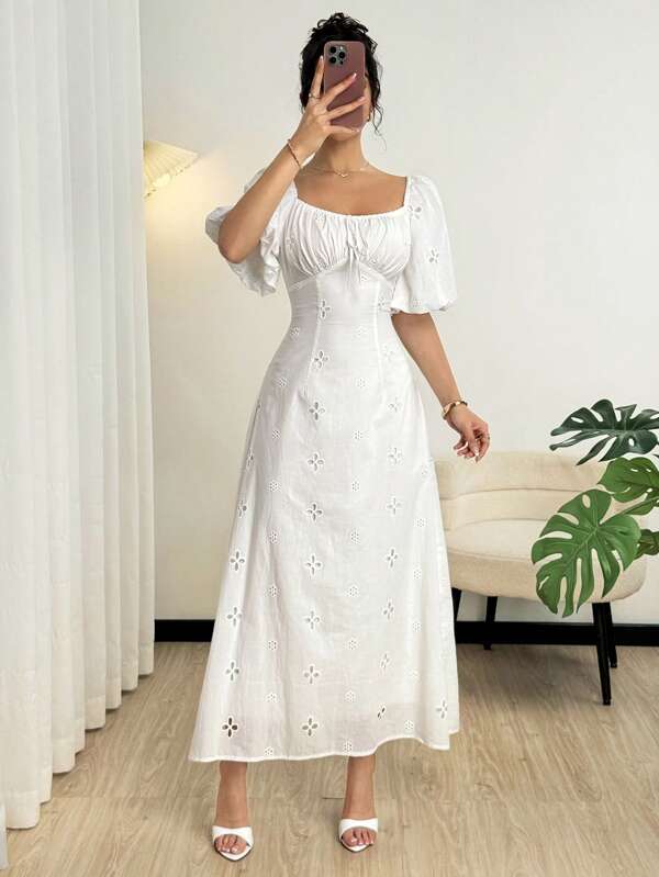 Modelyn 法式复古度假风格方领刺绣面料泡泡袖收腰女式中长连衣裙，春夏