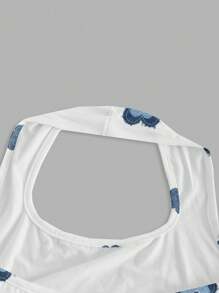 SHEIN EZwear Women's Casual Minimalist Faux Denim Textured Floral Pattern Slim Fit Halter Neck Tank Top, Suitable For Summer Beach Vacation Outfits Suitable For Going Out