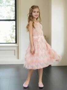 Wildeya Tween-Mädchen Kleider für Frühling und Sommer, neue Stile von Wildeya, rosa Camisole-Kleid mit Fransen und rosa Taillengürtel, bequem, süßer Stil, geeignet für Outdoor-Aktivitäten, tägliche Themenveranstaltungen, Urlaub, Musikfestivals und gesellschaftliche Anlässe