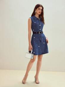 MOTF STUDIO VESTIDO VAQUERO SIN MANGAS CON DETALLE DE RHINESTONE Y PERLAS FALSAS SIN CINTURÓN - Lavado ligero - Ver 5