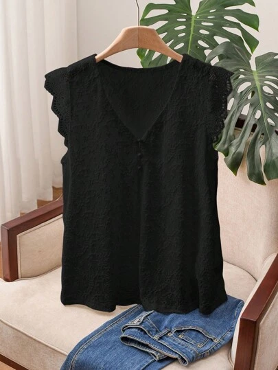 SHEIN Frenchy Plus Size Solid Color Lace Trim Simple And Elegant T-Shirt, Summer Short-Sleeved T-Shirt, Vacation, Summer Women's Clothing, Casual Daily Wear,Business Casual Woman