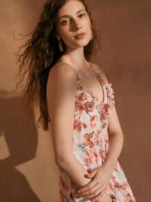 MOTF PREMIUM 满幅花卉印花荷叶边下摆吊带连衣裙 - 彩色 - 查看 6