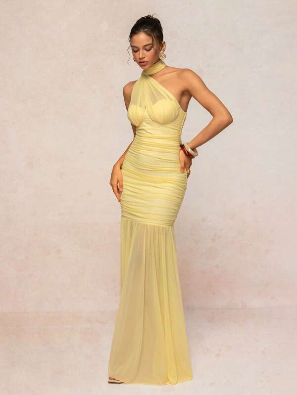 Lumalex Vestido ajustado de mujer con escote halter, busto fruncido y transparente