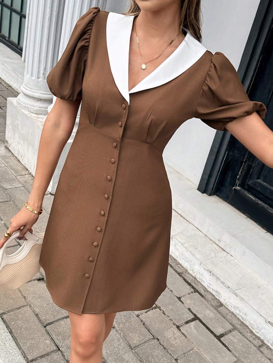 Chiquease 女士夏季沙滩裙，优雅设计，海军蓝领子，配色，泡泡袖 - 咖啡棕 - 查看 1