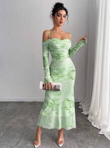Elenzga Plus Size Women Pink Floral Print Mesh Ruffle Off Shoulder Bodycon Long Sleeve Dress - Green - View 5