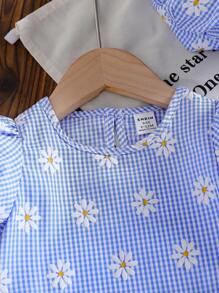 Souflis Souflis 2pcs/Set Baby Girl Summer Cute Fresh Plaid Daisy Print Blue Dress & Matching Beret Hat, Classic Plaid Print Design With Fashionable Silhouette, Suitable For Baby Daily Wear, Home And Outing Baby Girl Daisy Dress Baby Girl Gingham Dress Baby Girl Summer Dress - Blue and White - View 4