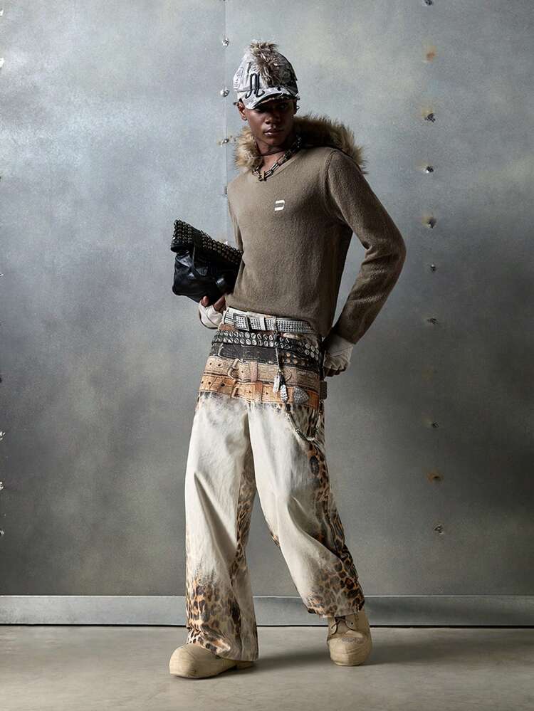 Men Street Fashion Embroidered Long Sleeve Knit Top, Streetwear Essential