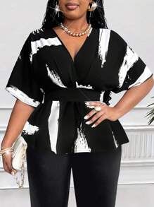 Maweii Áo cánh tay raglan họa tiết hoa đen trắng đơn giản cho nữ cỡ lớn, thiết kế xếp nếp phía sau, phong cách mới cho mùa xuân/hè, đa năng - Đen và trắng - Xem 3