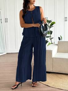 SHEIN Frenchy 大码女式两件套休闲百搭荷叶边下摆上衣和裤子套装，适合日常穿着和海滩度假 - 藏蓝色 - 查看 3