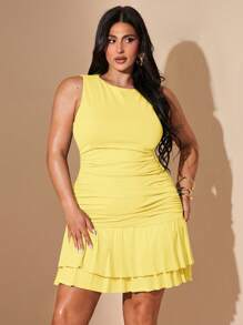 SHEIN BAE Robe mini plissée à double couche avec fronces, sans manches, couleur noire unie, pour femmes de grande taille. Sexy et douce, style casual de campus pour l'été, l'automne et l'hiver. Robe pour invitée de mariage pour femmes. - Jaune citron - Voir 6
