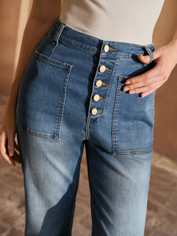 WASHED FLARE LEG JEANS