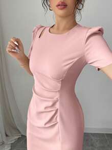 Elenzga 女士休闲夏季泡泡袖圆领褶皱露肩镂空连衣裙 - 粉色 - 查看 5