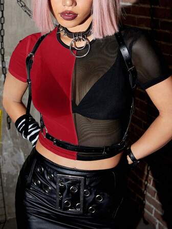 Grunge Punk Top court ajusté à encolure ras du cou, manches courtes, en maille et patchwork pour femmes grandes tailles en été