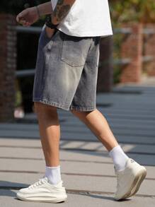 Manfinity Homme 男士休闲破洞口袋牛仔短裤，街头时尚 - 淺色水洗藍 - 查看 6