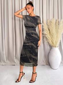 Lavishia Women's Fashionable Printed Short Sleeve Dress, Spring/Summer - Grey - View 4