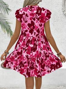 Breezaya Damen Sommer Urlaubs Kleid mit Blume Muster, Kerbenausschnitt, Rüschen an den Ärmeln und kurzer Babydoll-Silhouette