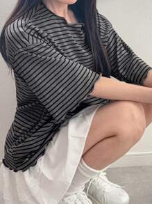 FRIFUL Women Wavy Ruffled Edge Striped Loose Contrast Trim Short Sleeve T-Shirt, Casual Summer Tops For Women Striped Shirt Striped Top Black Striped Top Black And Grey Striped Shirt Grey Striped Shirt,Back To School Clothes - Dark Grey - View 1