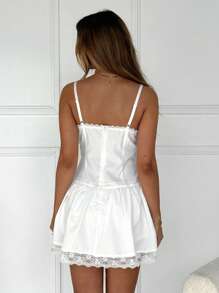 SHEIN EZwear 女式白色纽扣设计和荷叶边下摆梭织吊带背心裙 - 白色 - 查看 2