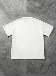 Manfinity Hypemode 男士白色夏季街頭風城市度假麂皮感面料寬鬆落肩極簡字母壓紋T恤，時尚百搭休閒上衣 - 白色 - 查看 2