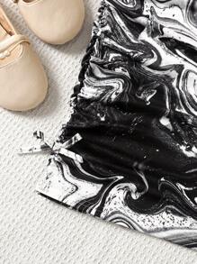 SHEIN Teen Girl Wavy Pattern Cami Strap Form-Fitting Dress - Black and White - View 5