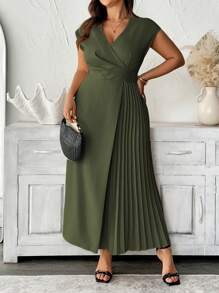 SHEIN Clasi 女士加大码简约优雅 V 领腰部褶皱下摆长裙，适合办公室、休闲、度假、下午茶，浅色 - 軍綠色 - 查看 6