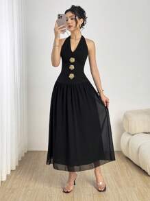 Modelyn Robe d'été élégante avec décoration métallique au col ras-du-cou pour femmes - Noir - Voir 7