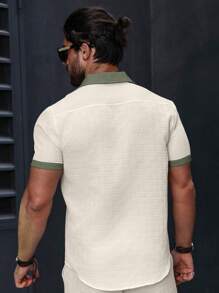 Manfinity Homme Men's Summer Contrast Color Single-Breasted Casual/Office Short Sleeve Shirt