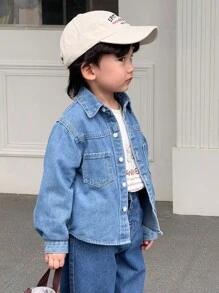 Unisex Young Kids Casual Vintage Classic Cotton Denim Shirt, Long-Sleeved Shirt In Cotton Denim. Turn-Down Collar, Snap Fasteners At Front, Open Chest Pockets, And Yoke. Drop Shoulders Light And Soft.