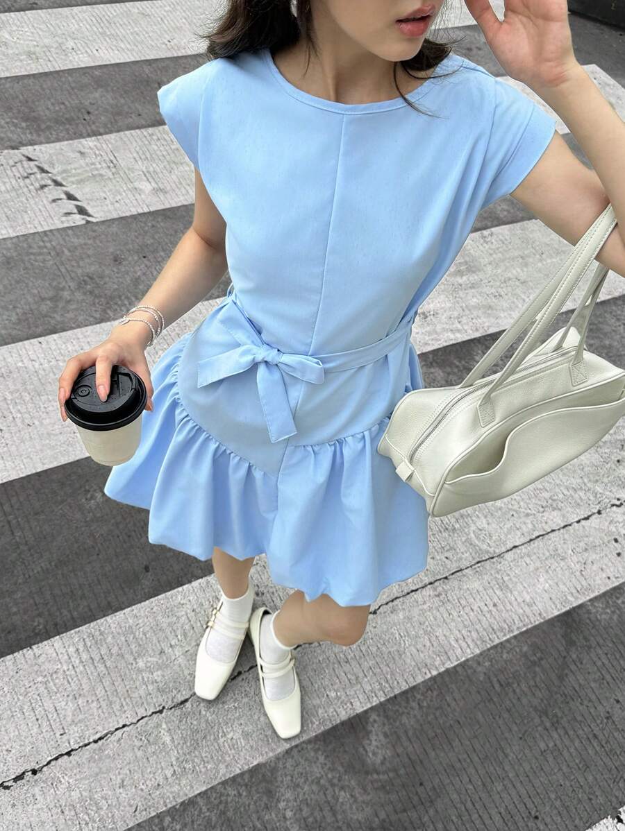 SHEIN Vestido de verano elegante con parche floral de estilo capullo para niñas adolescentes - Celeste - Ver 1