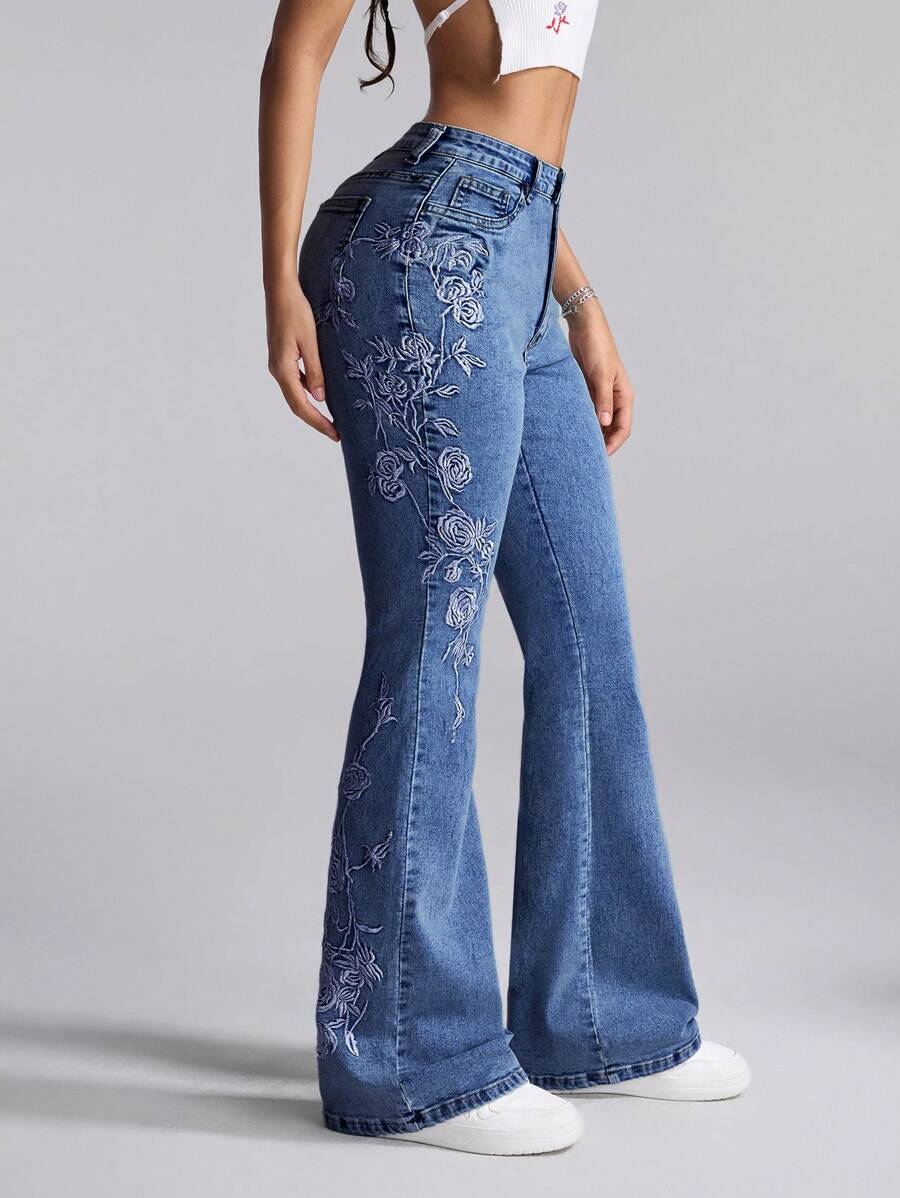 Selenza 女式花卉图案休闲牛仔裤 - 中等水洗藍 - 查看 1