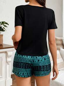 2pcs Elephant Retro Print T-Shirt And Shorts Sleepwear Set - Multicolor - View 2