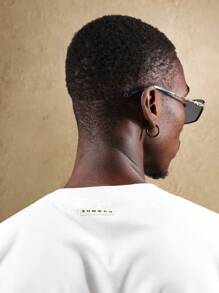 SUMWON Camiseta de tirantes de corte recto con borde crudo, colección de proyectos internacionales, diseño minimalista, estilo urbano, esencial para festivales y vacaciones, cómoda