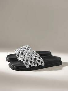 Solecia 女士镂空设计平底时尚凉鞋，适合日常穿着 - 銀色 - 查看 2