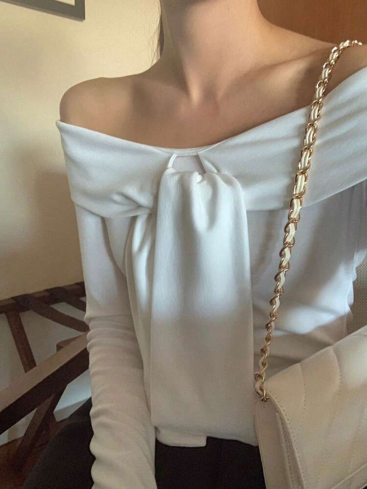 French Style Off Shoulder White Long Sleeve T-Shirt Women, Off-Shoulder Tie Design Elegant Blouse
