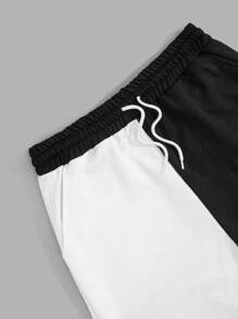 RueChic Pantalones cortos de moda de corte regular con estampado de bloque de color para hombres