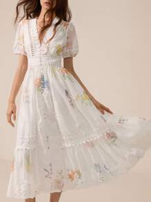 Aveloria Rosie 优雅精准度假透视清凉竹秆亚麻复古花卉印花泡泡袖短袖厚重工艺镂空蕾丝拼接修身腰部宽喇叭A字型女式长裙 - 彩色 - 查看 5