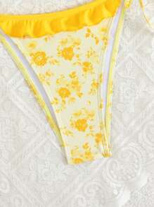 Swim Vcay Bikini giallo alla moda da vacanza, con volant, stampa floreale ditsy, per donna d'estate