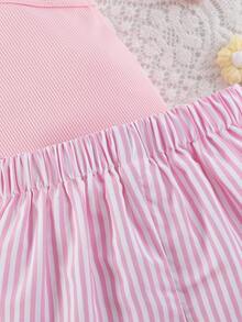SHEIN Playful Pals 可愛新生女嬰服裝套裝 粉色條紋羅紋短褲 & 優雅花卉細肩帶上衣 夏季生日街拍拍照穿搭 - 粉色 - 查看 10