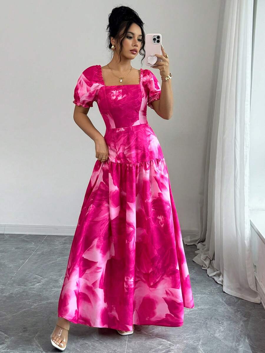 Chiquease 花卉印花腰部抽绳拼接 A 字型女式泡泡袖短袖荷叶边下摆休闲连衣裙