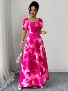 Chiquease 花卉印花腰部抽绳拼接 A 字型女式泡泡袖短袖荷叶边下摆休闲连衣裙