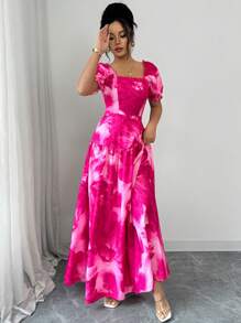 Chiquease 花卉印花腰部抽绳拼接 A 字型女式泡泡袖短袖荷叶边下摆休闲连衣裙