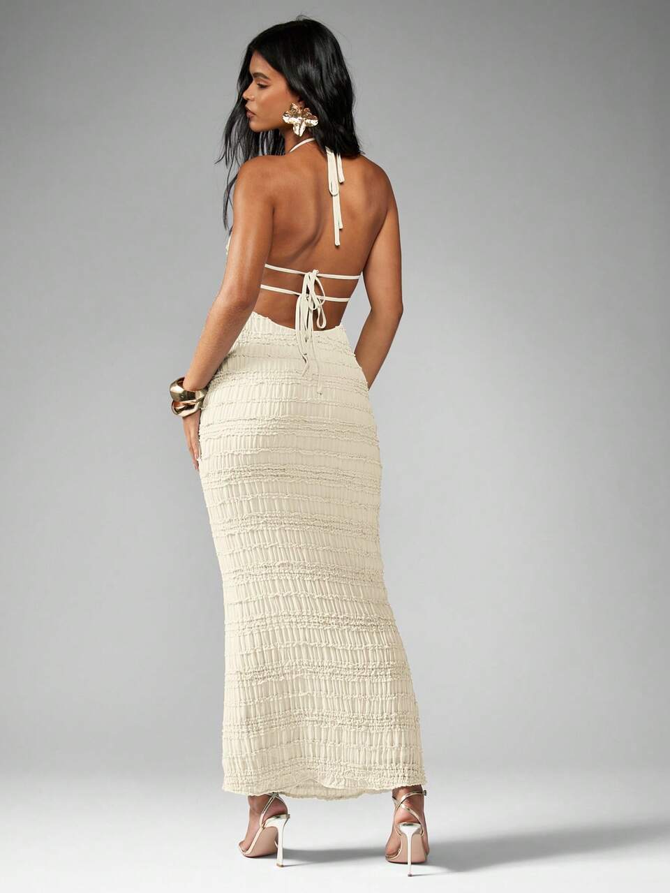 MISSGUIDED Abito lungo da sera elegante da cerimonia, con collo ad altalena, senza maniche, con schiena scoperta, arricciature e texture di lusso, lunghezza fino al pavimento, adatto per matrimoni e occasioni speciali