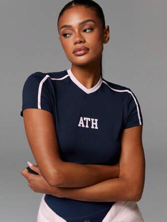 Athîral Women's Minimalist Printed Short Sleeve T-Shirt,Tights,Back To School,Going Out Tops,Four Seasons